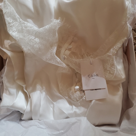 NWT CamiNYC Elsa Dress Halter White Large - Picture 3 of 4